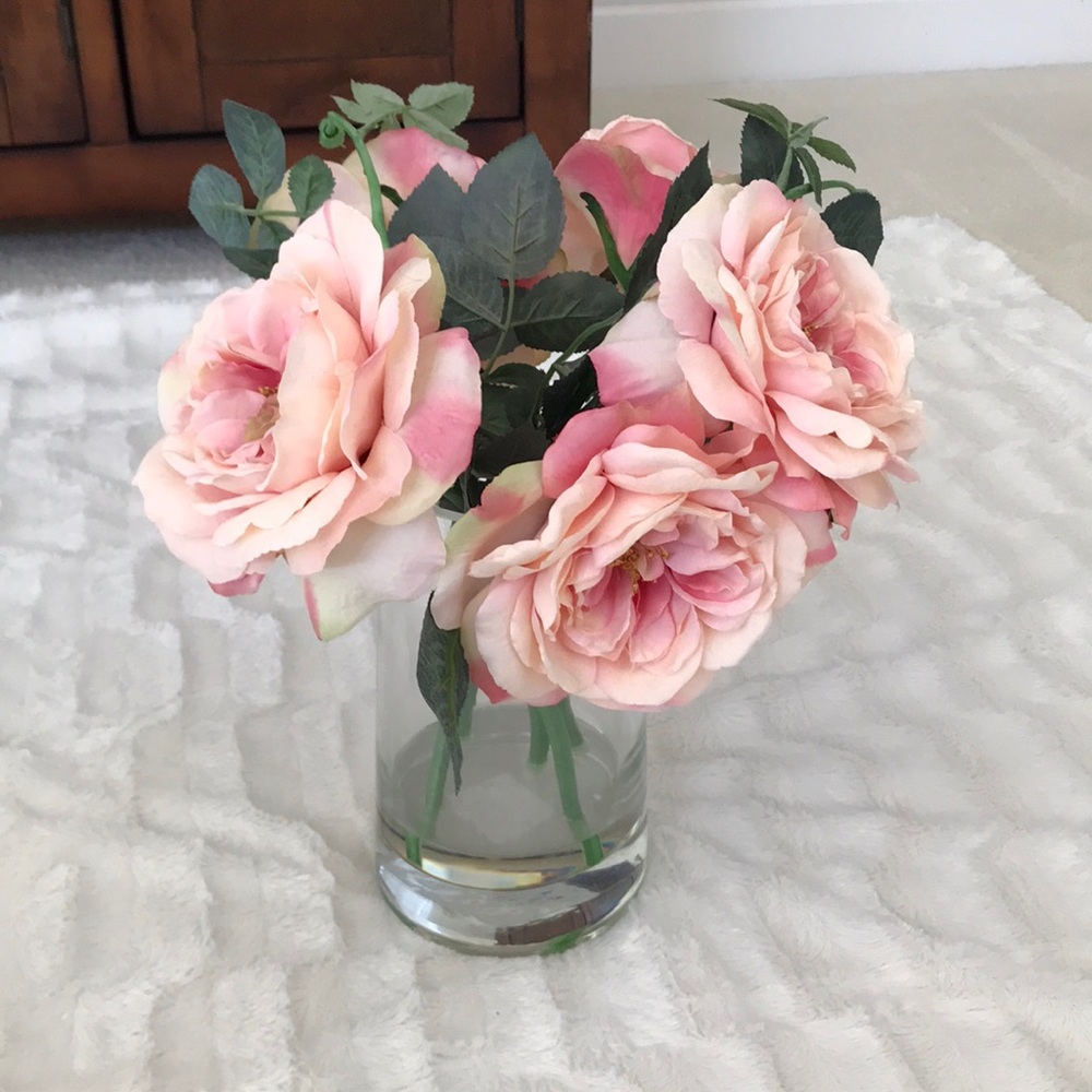 Faux floral - Picture 2 of 4
